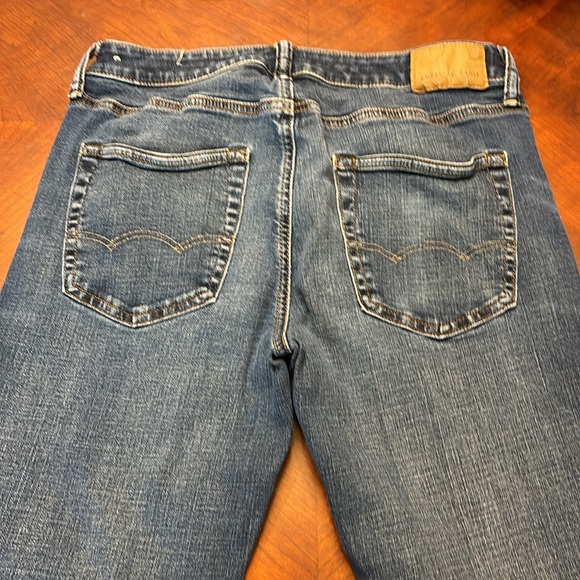 American Eagle Bootcut Jeans - Picture 4 of 8